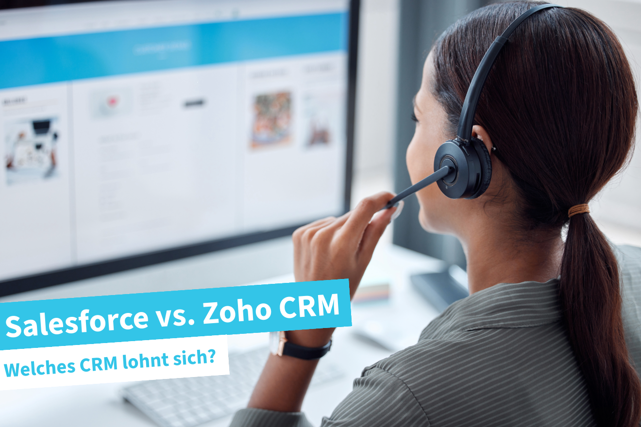 Frau mit Headset arbeitet am Computer mit geöffnetem CRM-System zur Kundenverwaltung und digitalen Vertriebsunterstützung. | Salesforce vs. Zoho CRM